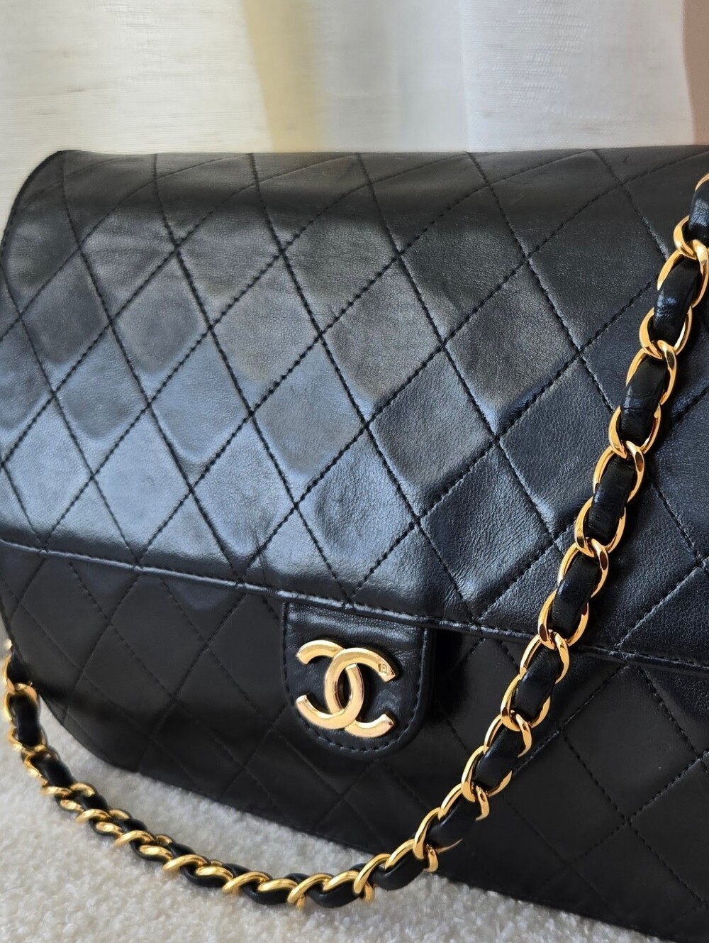 Chanel Vintage Classic Black Quilted Chain Shoulder Bag - Picture 4 of 16